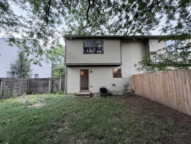 Building Photo - 4849 Herndon Dr