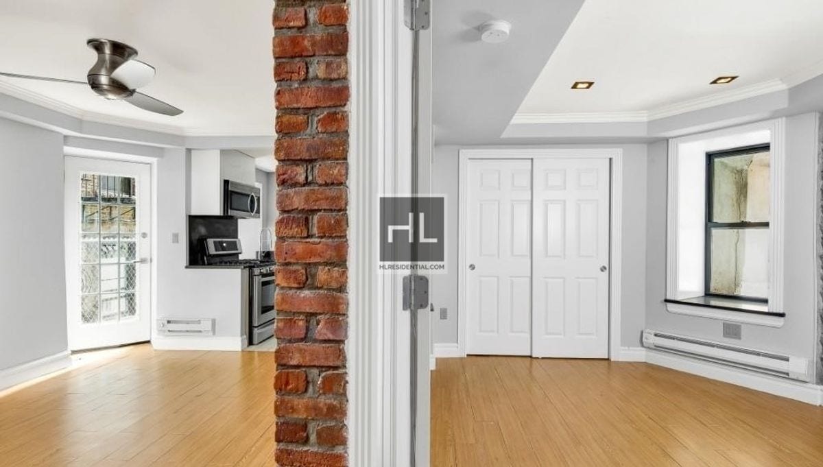 Building Photo - West 97th Street