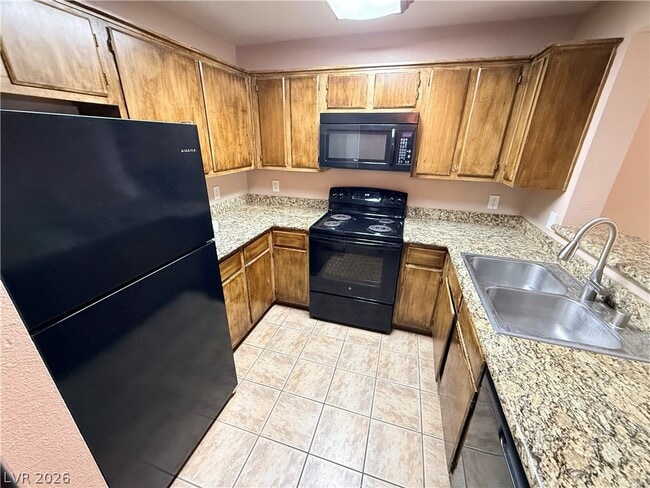 Building Photo - 7730 Secret Shore Dr