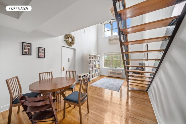 Primary Photo - 15 Calder Pl