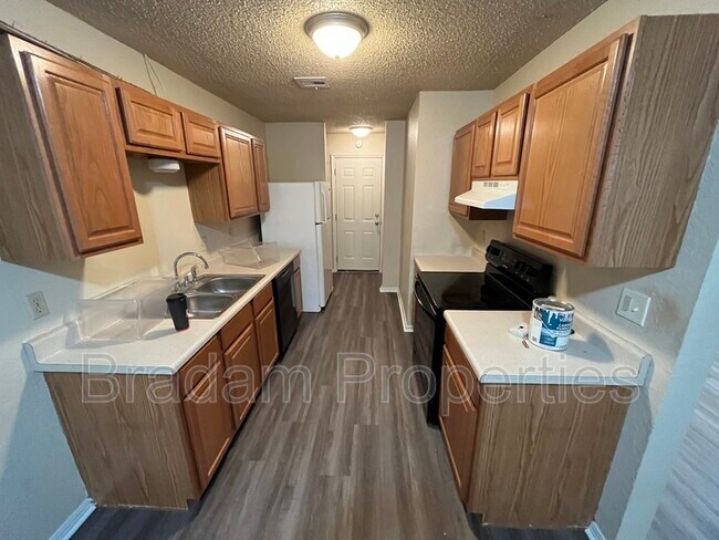 Building Photo - 5979 E 25th Pl