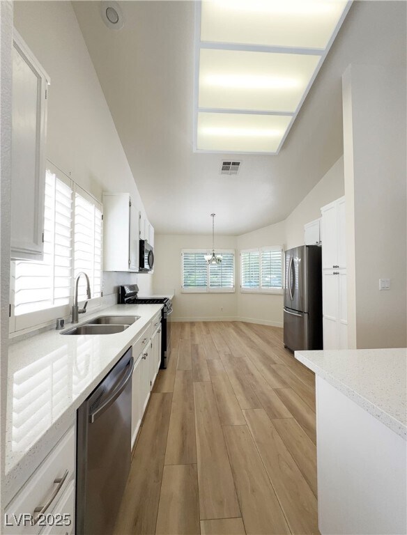 Building Photo - 1738 Navarre Ln