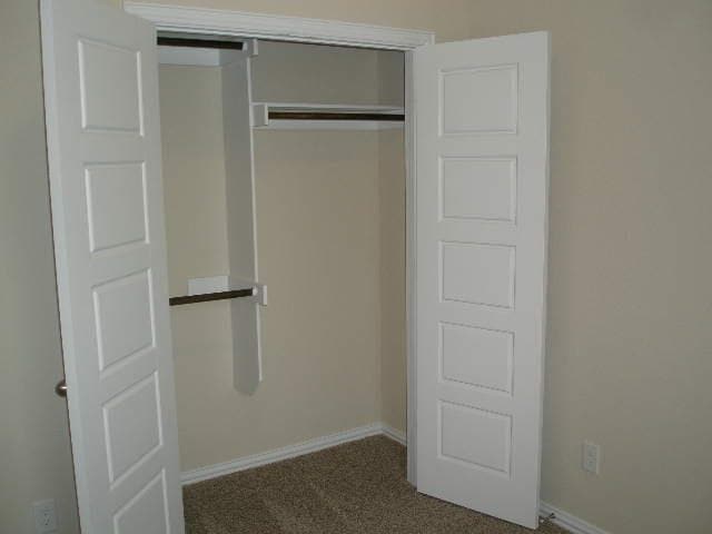 Building Photo - 270 Crooked Creek
