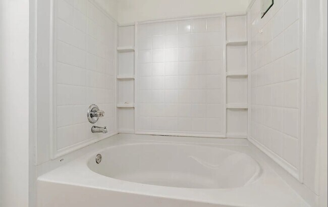 Building Photo - 8361 Jeptha Ct