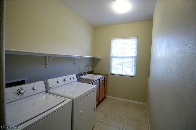 Building Photo - 9519 Knopfler Ln