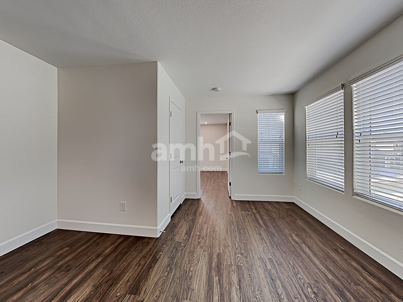 Building Photo - 8152 Inhibition Ct