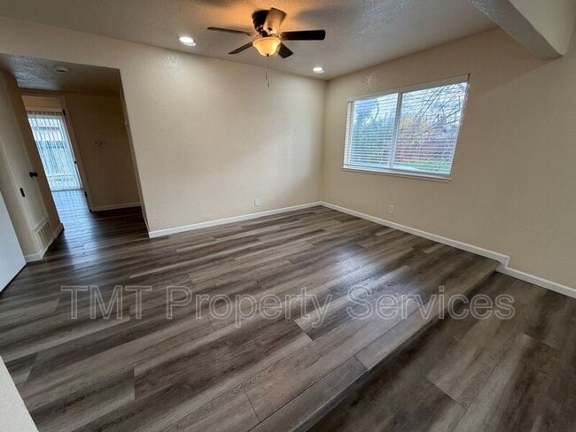 Building Photo - 1200 Wayland Ave