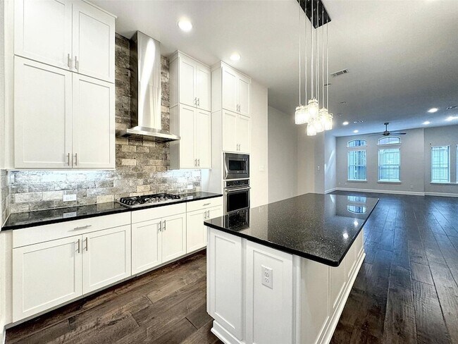 Building Photo - 1367 Branchwood Pl