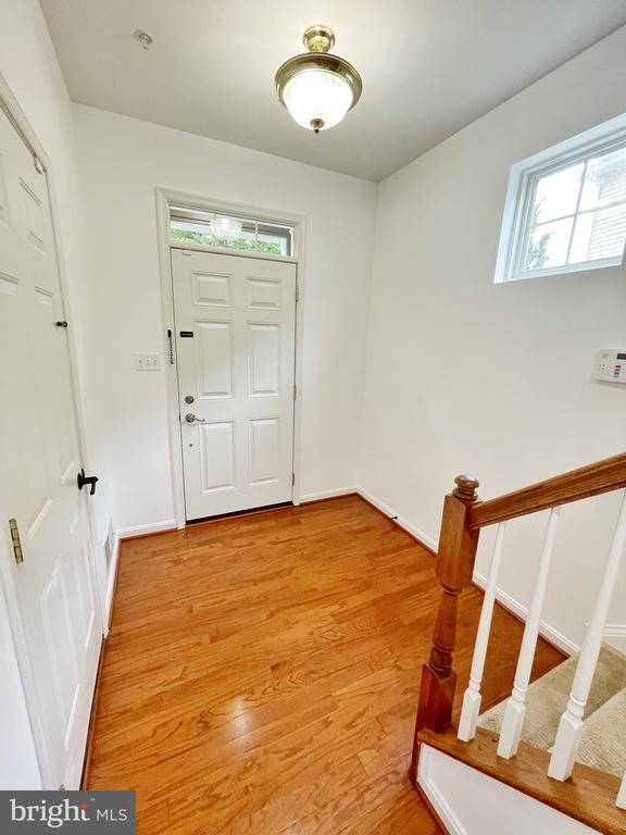 Building Photo - 43625 Marguerite Street