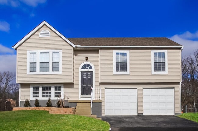 Primary Photo - 4784 Orangeburg Dr