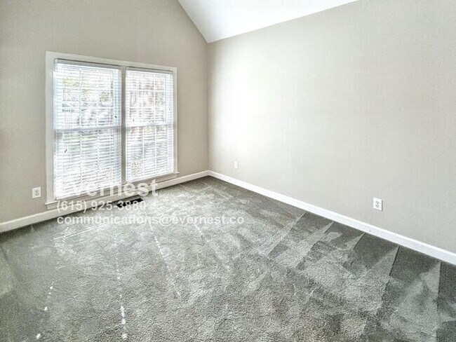 Building Photo - 4-Bedroom, 3.5-Bathroom Home in a Peaceful...