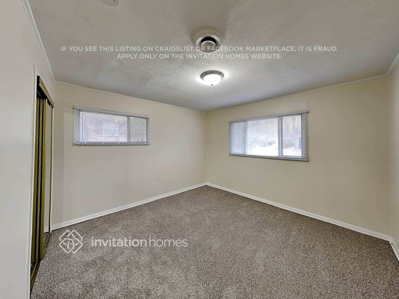 Building Photo - 113 Nashua St