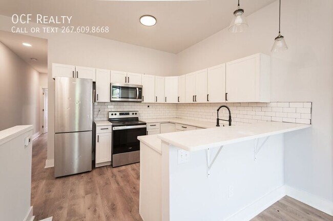 Building Photo - 5111 Willows Ave