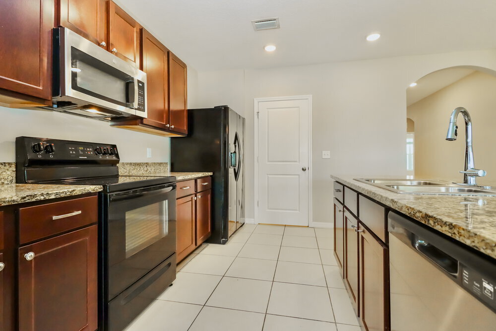 Building Photo - 14133 Arbor Pines Dr