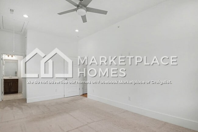 Building Photo - 211 Briar Rd