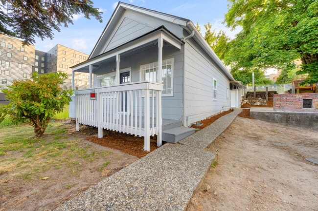 Primary Photo - 1316 Tacoma Ave S