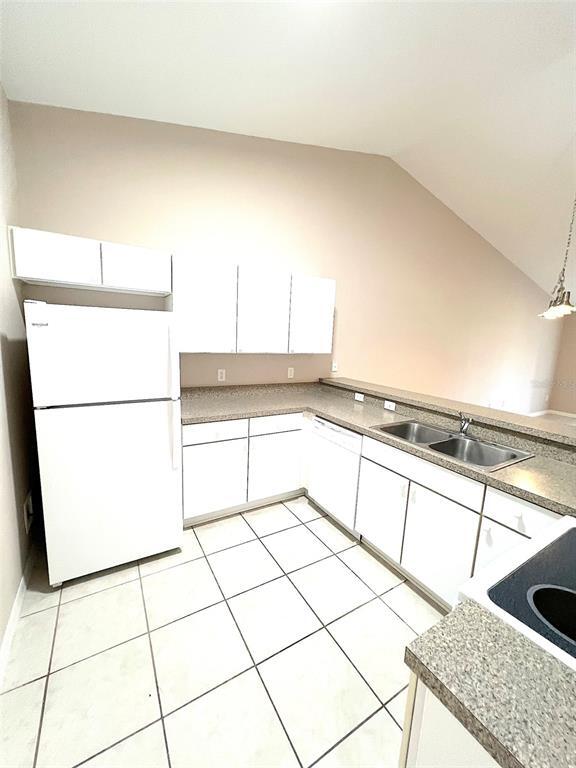 Building Photo - 47 Wellwood Ln