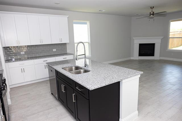 Building Photo - 525 Magellan Rd
