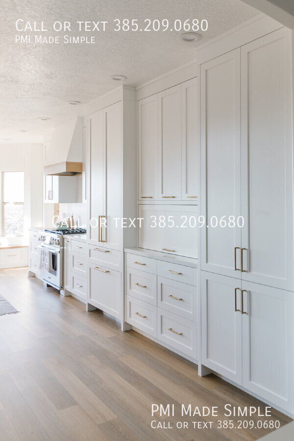 Building Photo - 1777 Crimson Oak Dr