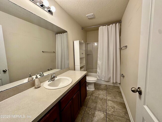 Building Photo - 794 Servia Dr