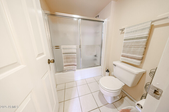 Building Photo - 9445 N 94th Pl