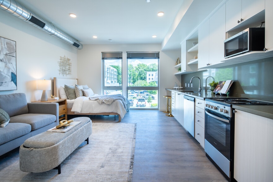 Building Photo - The Nest @ Rio Grande