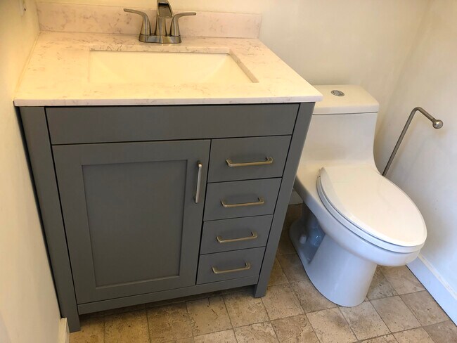 Bathroom vanity - 4360 Stewart Ave
