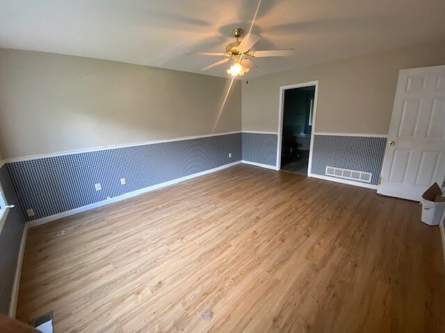 Building Photo - 158 Amber Trce
