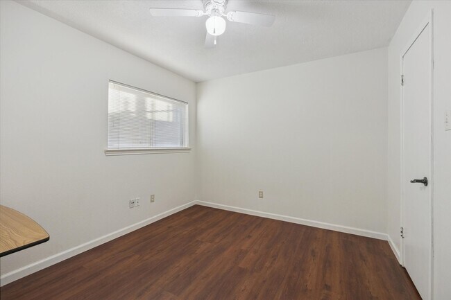 Building Photo - 3615 Kingston Vale Dr