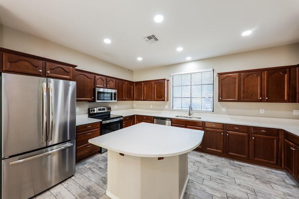 Building Photo - 2432 W Dusty Wren Dr