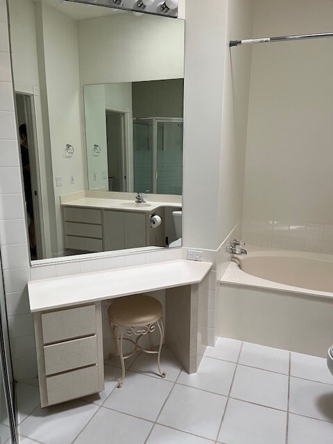 Building Photo - 7909 SE Double Tree Dr