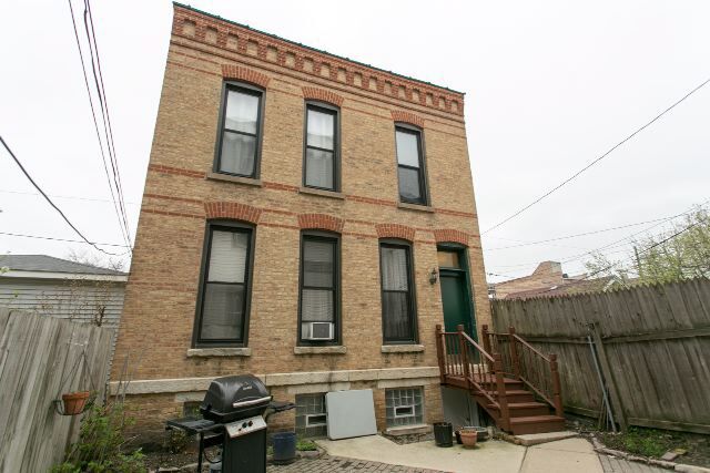 Building Photo - 1723 W Huron St