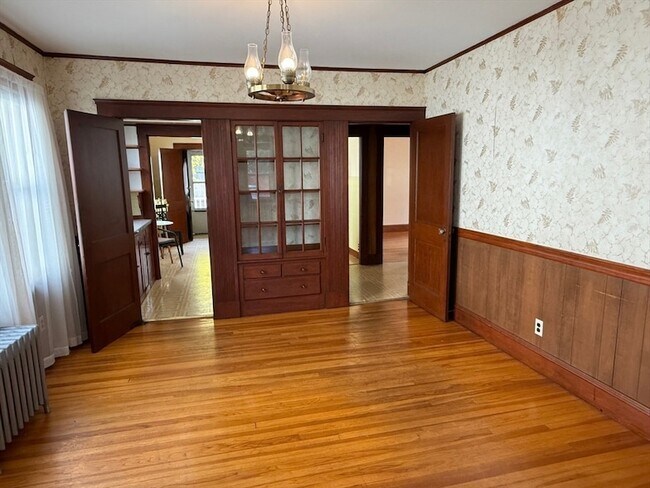 Building Photo - 63 Park St