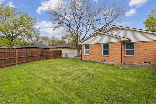 Building Photo - 10205 Newcombe Dr