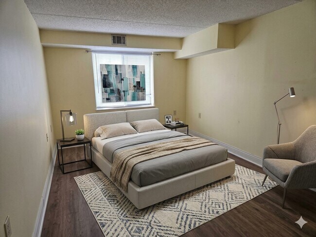 Building Photo - 20-30-30 Daniels St