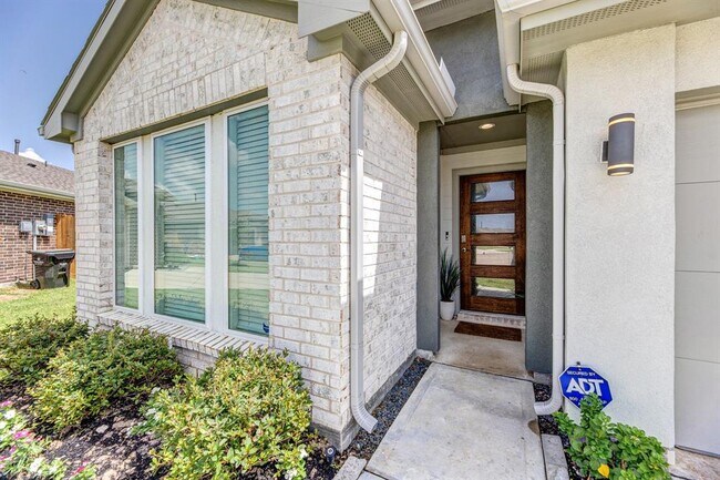Building Photo - 6803 Telford Holw Trl