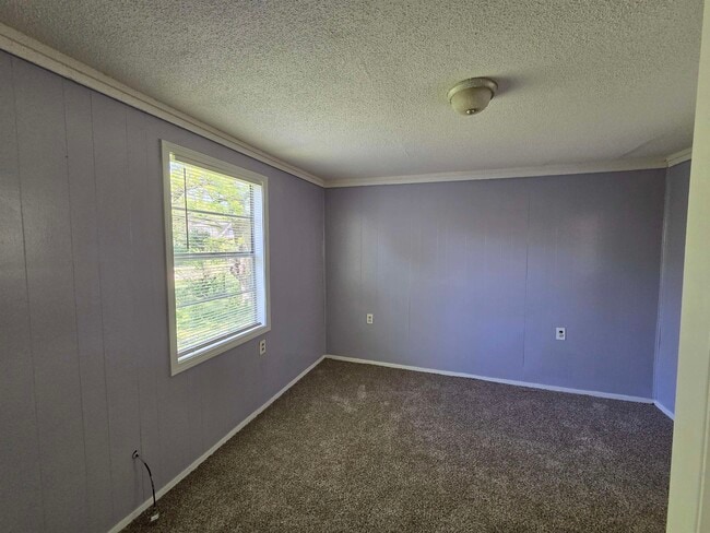 Building Photo - 1320 Faxon Ave