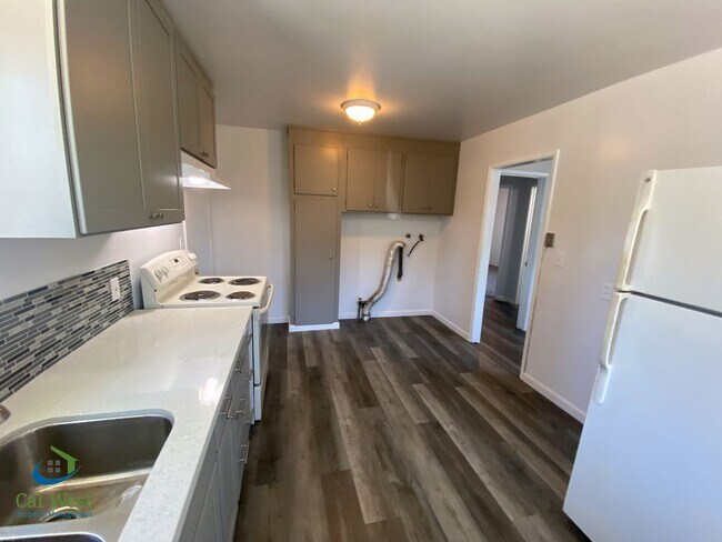 Building Photo - 01776 -3619/3621  Camden Avenue