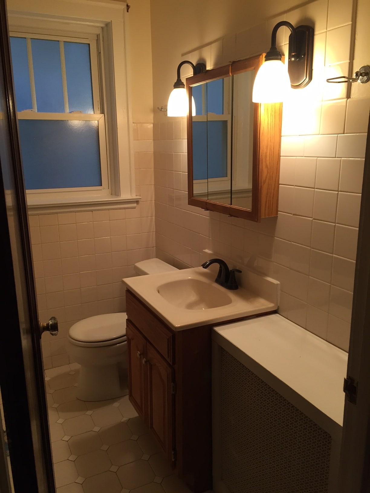 Bathroom - 4844 Elm St