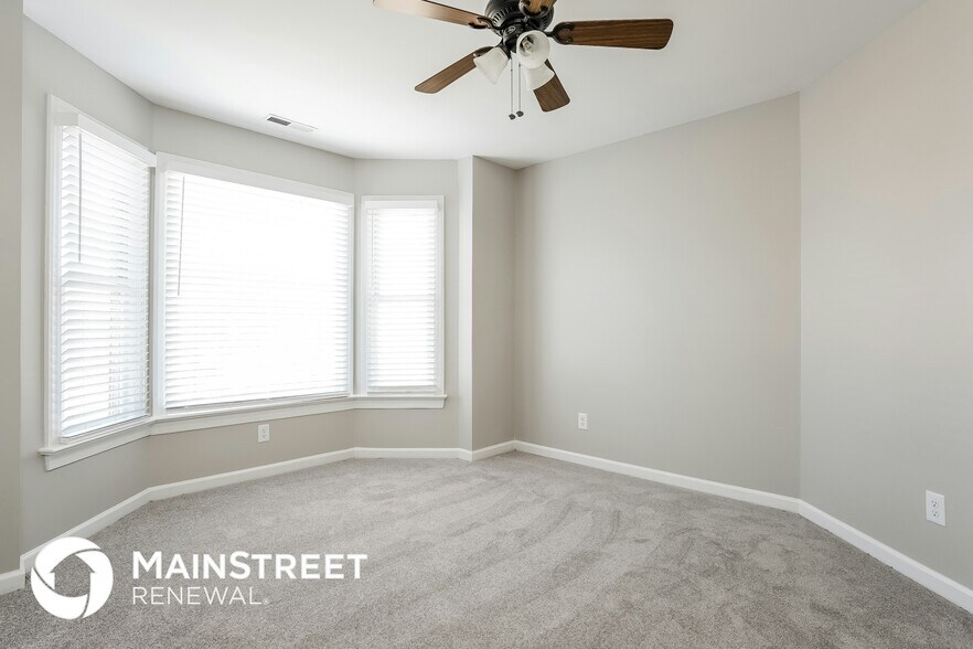 Building Photo - 17 Edinburgh Pl