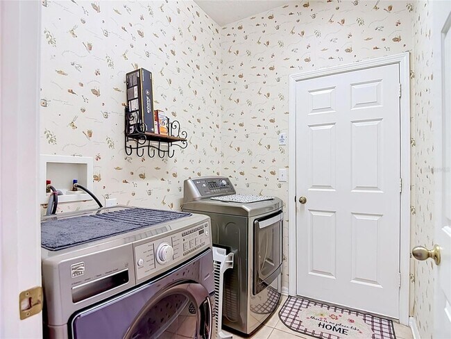 Building Photo - 17353 Lawn Orchid Loop