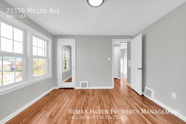 Building Photo - 21550 Miller Ave
