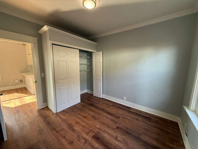 Building Photo - Two Bed 1 Bath House with Fenced Backyard!