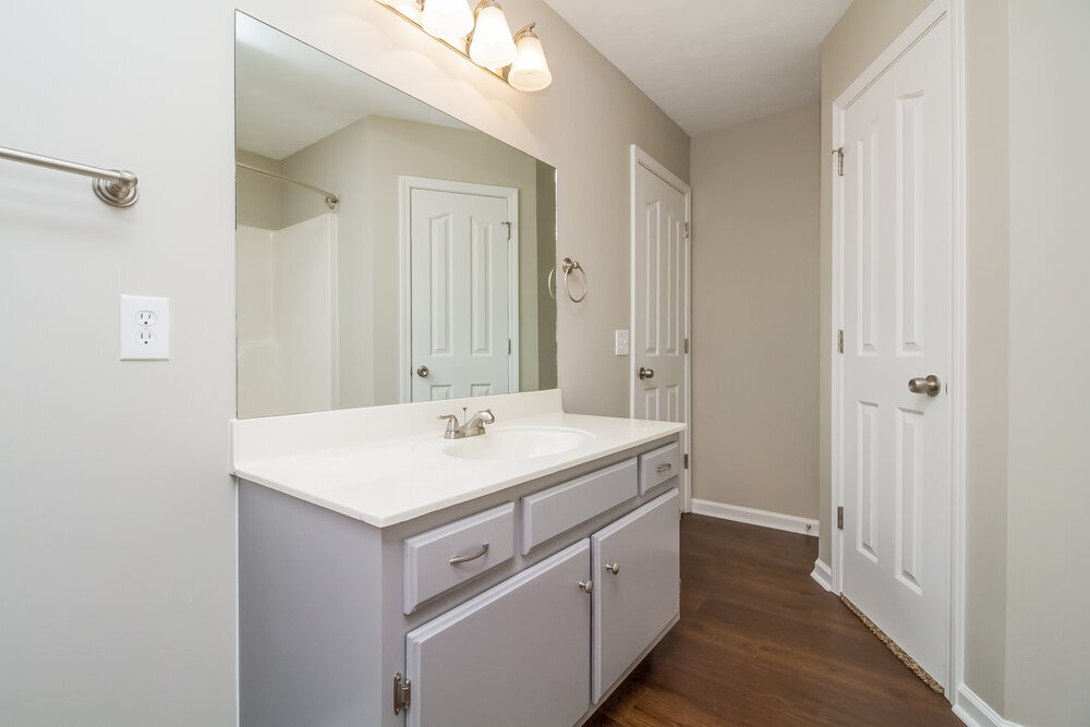 Building Photo - 2115 Montgomery Ln