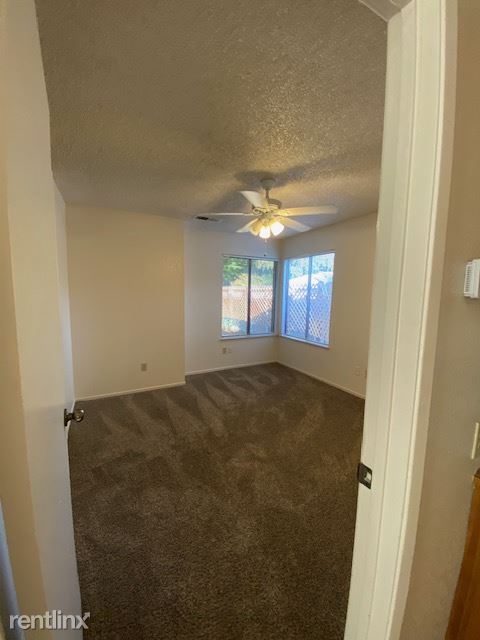 Building Photo - 3 br, 2 bath Condo - 1809 South Cain Court