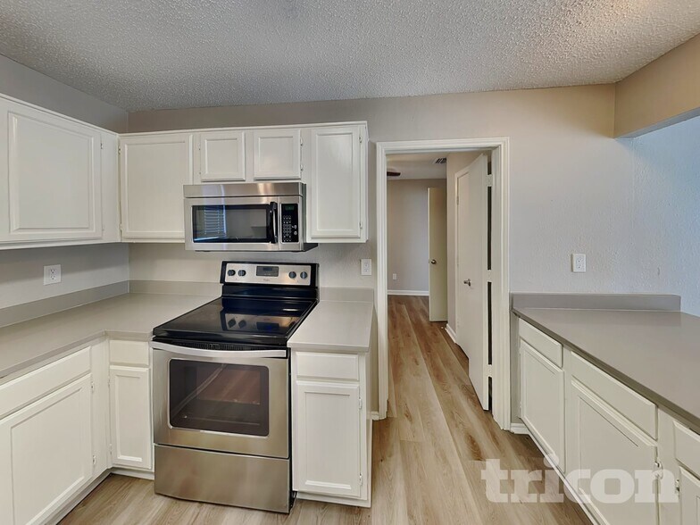 Building Photo - 1252 Payne Dr