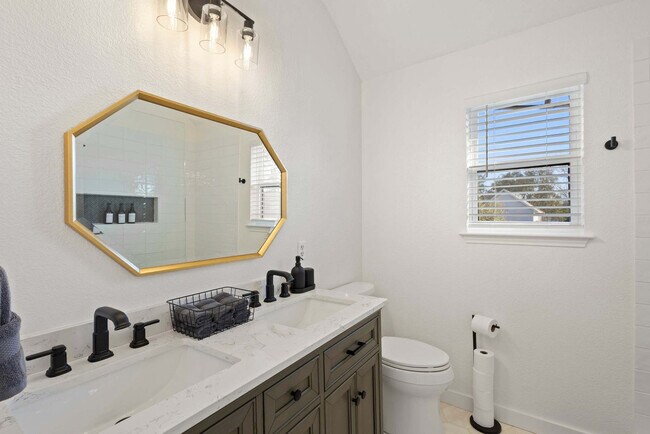 Building Photo - 3508 Misty Meadow Dr