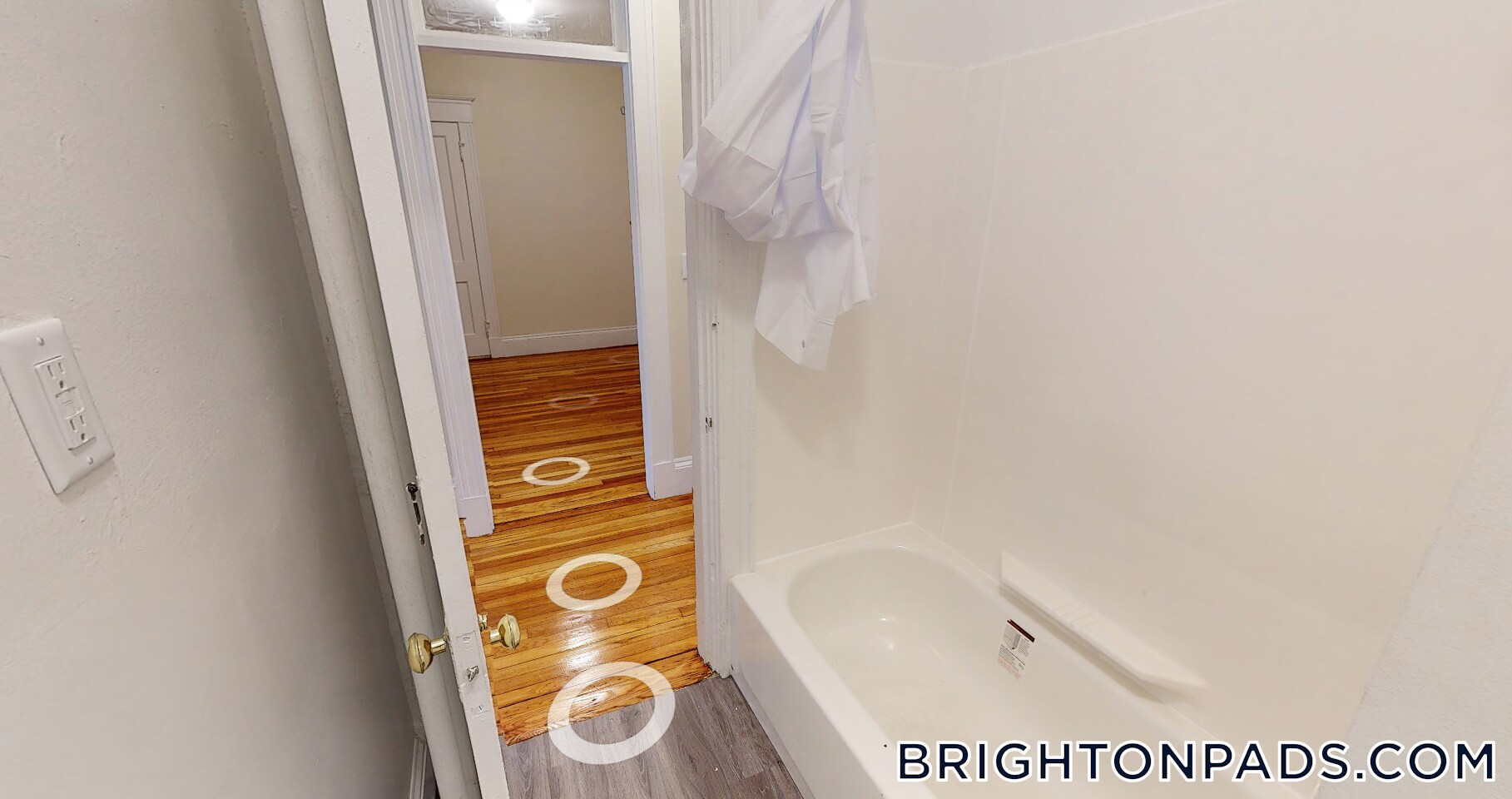 Building Photo - 130 Englewood Ave