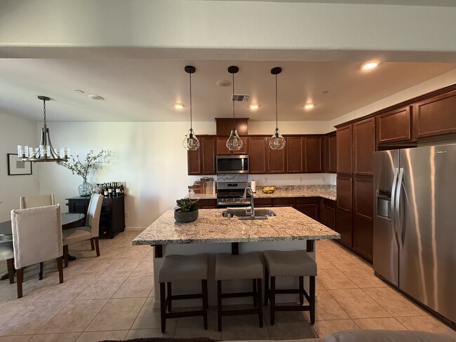 Building Photo - 614 Aromas Pl