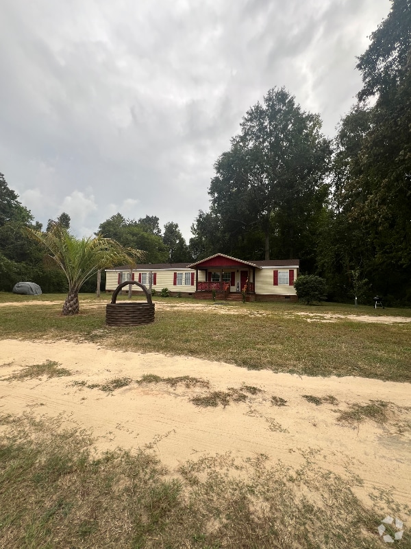 Building Photo - 2260 Grandview Dr